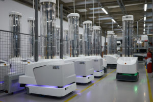 UVD机器人赢得了在欧洲医院部署200个消毒机器人的合同
